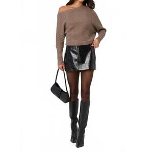 NEW ASTR samaria off shoulder dolman sweater in mocha